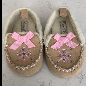 Baby girl infant Moccasin shoes